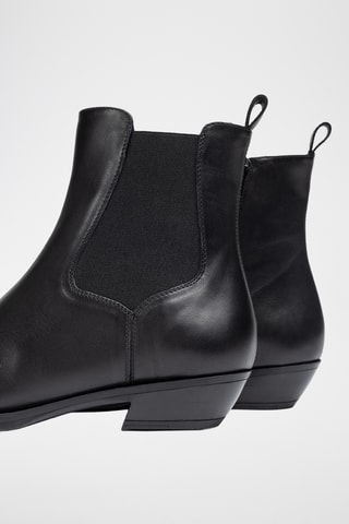 Botines Chelsea de piel - Negro