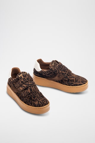 Zapatillas de piel con plataforma - Marrón oscuro