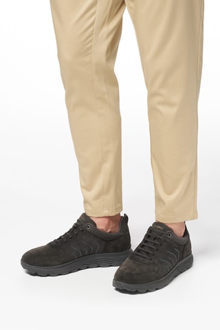 Baskets en cuir de veau nubuck - Kaki