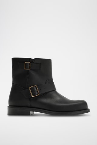 Boots em couro - Preto