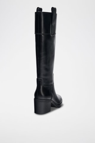 Botas em couro - Preto