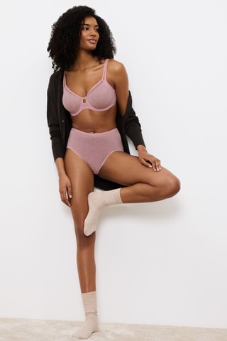 Hipster Triumph Signature Sheer - Roze