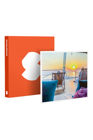 Coffret Balade en catamaran pour 2 personnes depuis La Rochelle au coucher du soleil - Smartbox