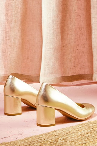 Zapatos de piel caprina napa de tacón Wougy - Dorado