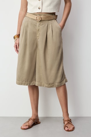 Short - Beige