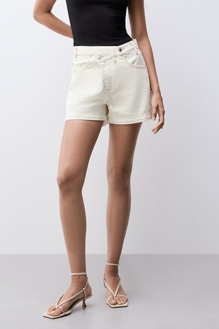 Short - Ecru