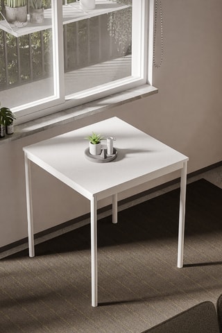 Table - 69 x 76 x 69 cm