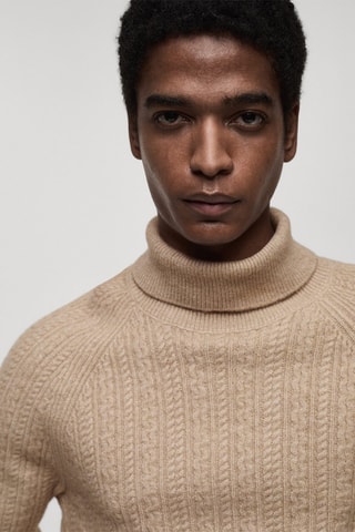 Pull-over maille torsadée col montant - Beige