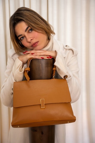Borsa a mano in pelle Eva - Cammello