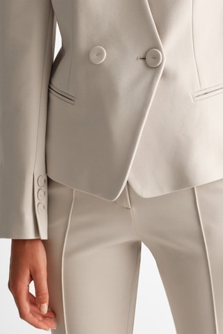 Chaqueta corta - Beige