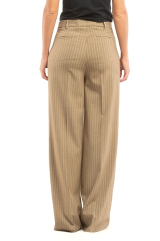 Pantalón straight. - Beige