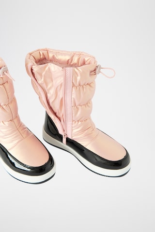 Snowboots. Roze