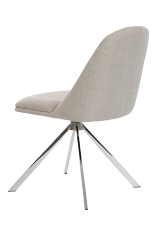 2 chaises pivotantes - 82 x 56 x 47 cm