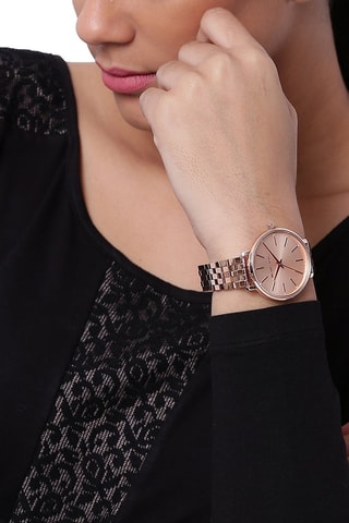 Reloj de cuarzo de acero inoxidable - Rosa dorado
