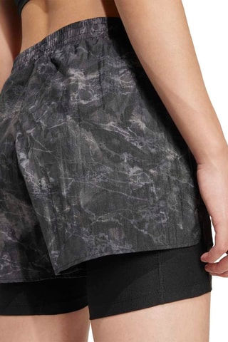 Short regular de running 2-en-1 tie and dye taille haute Own The Run Seasonal - Gris foncé