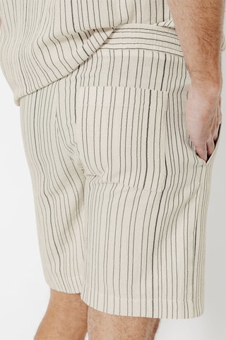 Short - Beige