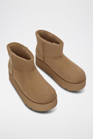 Gevoerde Enkellaarzen - Beige