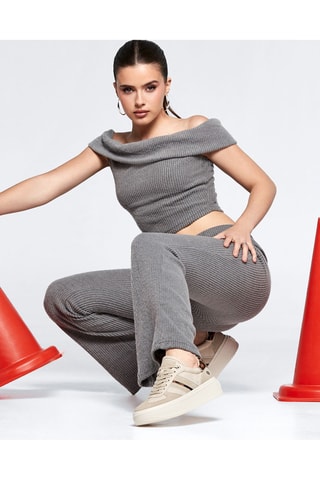 Platform Sneakers - Beige