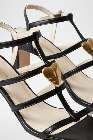 Sandali con tacco in pelle di capra - Nero