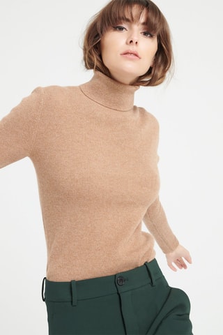 Pull ajusté en cachemire Lilly 17 - Camel