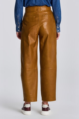 Pantalon straight en cuir d'agneau - Camel