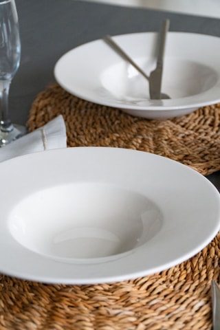 Assiette creuse en porcelaine - 28 cm