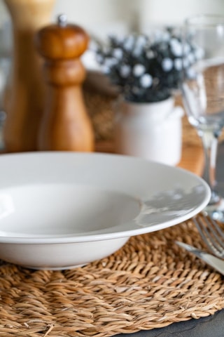 Assiette creuse en porcelaine - 28 cm