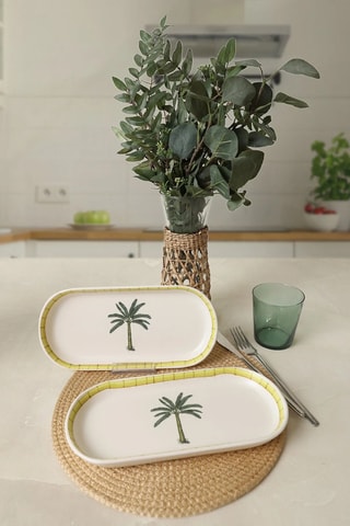 2 assiettes plates - 26 x 12 cm