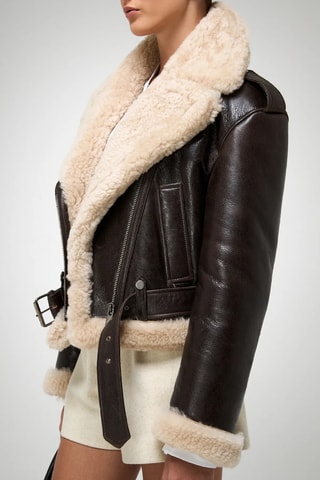 Casaco regular em shearling - Castanho-escuro