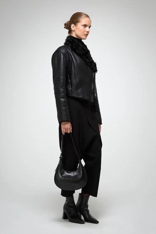 Casaco regular em shearling - Preto