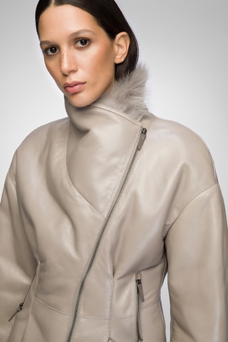 Casaco regular em shearling - Bege