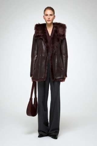 Sobretudo slim em shearling com capuz - Vermelho