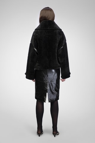 Casaco regular em shearling - Preto