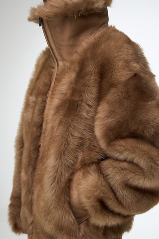 Casaco relaxed em shearling - Castanho