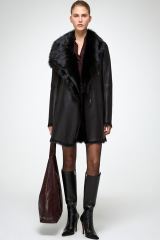 Sobretudo slim em shearling - Preto