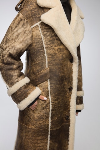 Sobretudo oversize em shearling - Castanho