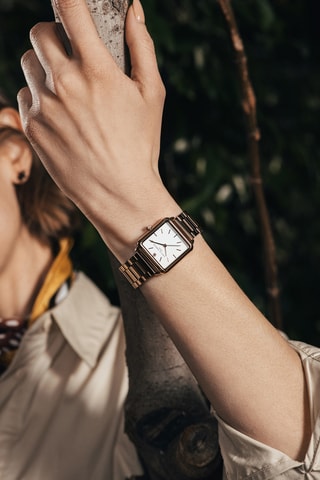 Set Stalen Quartz Horloge en Oorbellen Bay