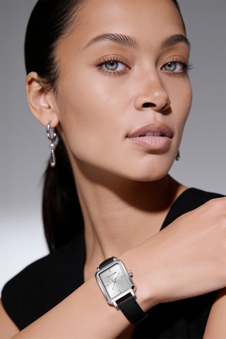 Leren Quartz Horloge- Zwart en Zilverkleurig
