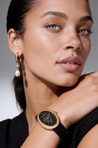 Leren Quartz Horloge- Zwart en Goudkleurig