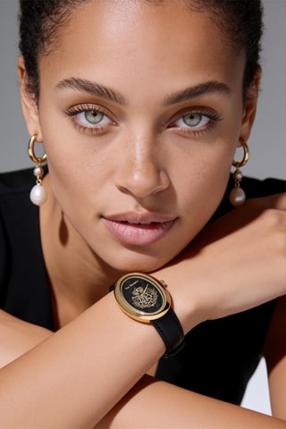 Leren Quartz Horloge- Zwart en Goudkleurig