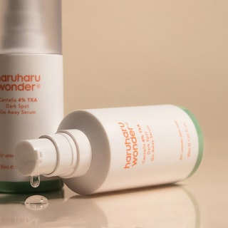 Haryharu Wonder - Siero antimacchie - Centella & acido ascorbico - Viso - 30 ml