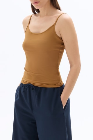 Top - Camel