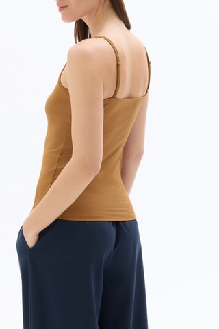 Top - Camel