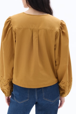 Top - Camel