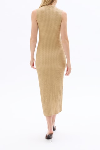 Nauwaansluitende Jurk - Beige