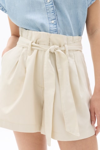 Short Wide Legs met Hoge Taille - Ecru