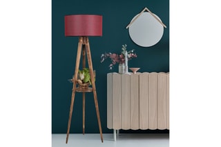 Lampadaire en bois - Marron et rouge