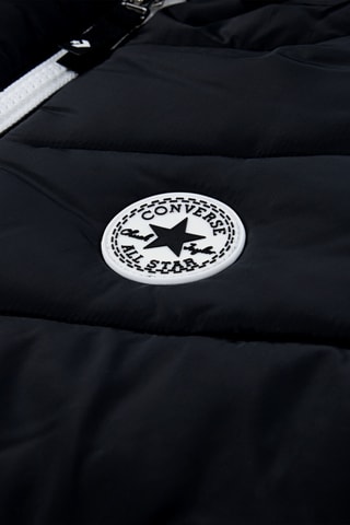 Anorak con capucha  - Negro