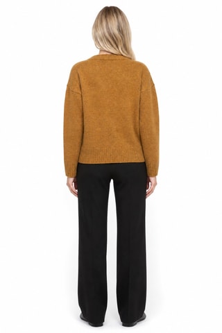 Jersey 100 % lana - Cuello de pico. - Naranja