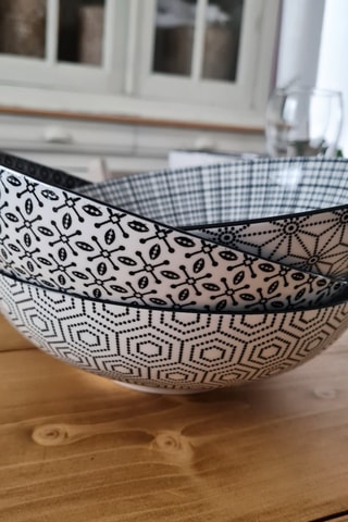 6 assiettes creuses en porcelaine Komae - 21 cm